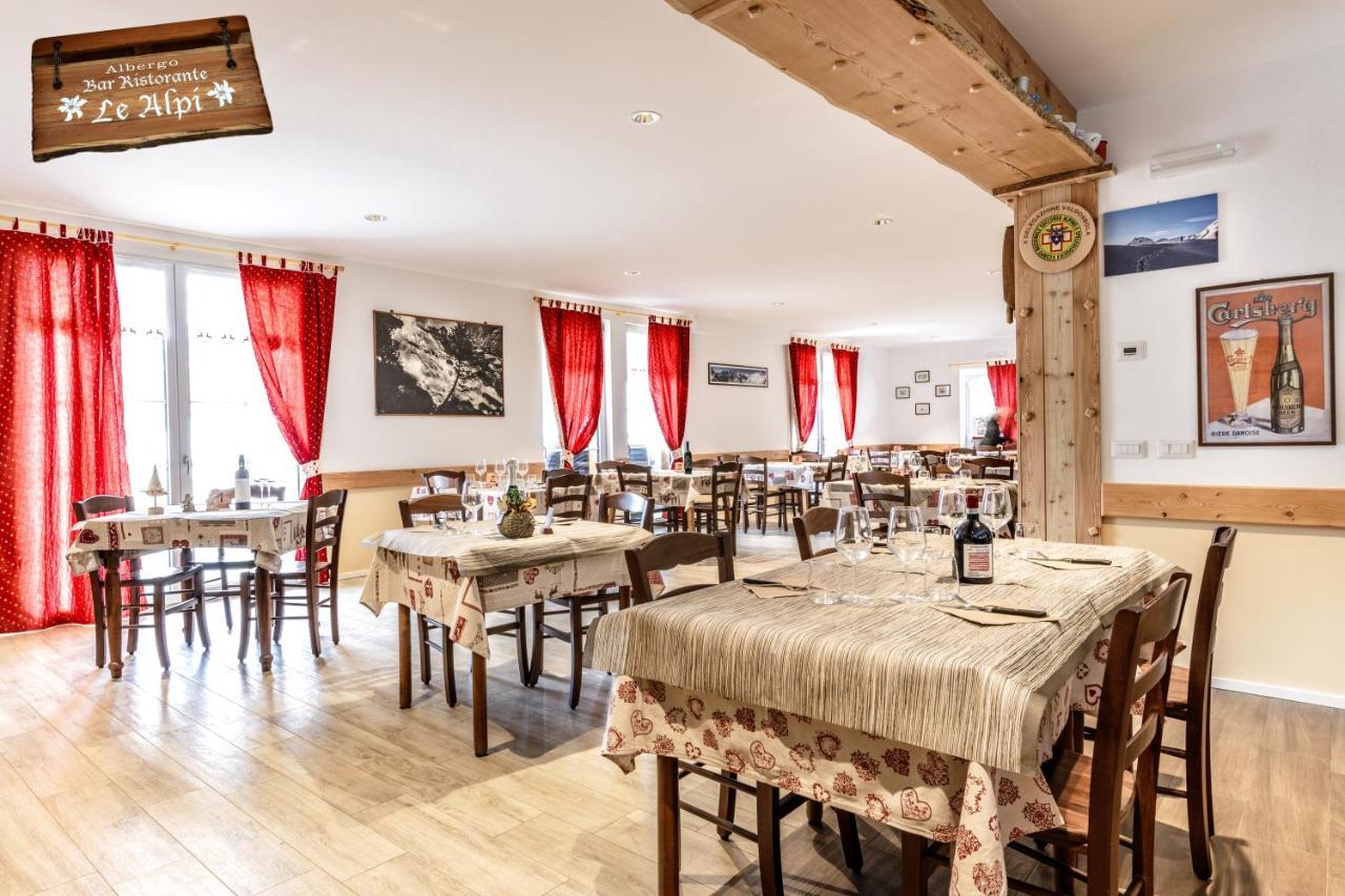 Albergo Ristorante Le Alpi La Frua Exteriör bild